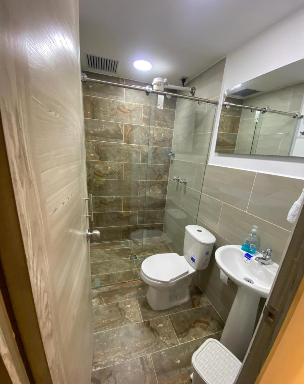 Hotel Don Pacho Los Andes  エクステリア 写真